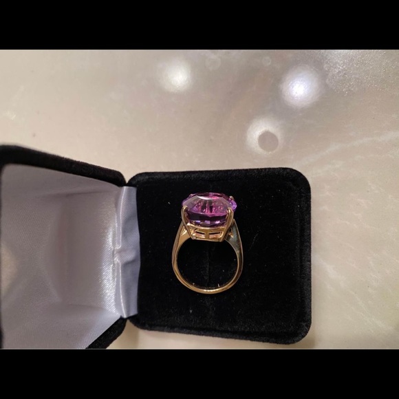 14 kt yellow gold amethyst stone. In great like new condition. - Picture 5 of 14